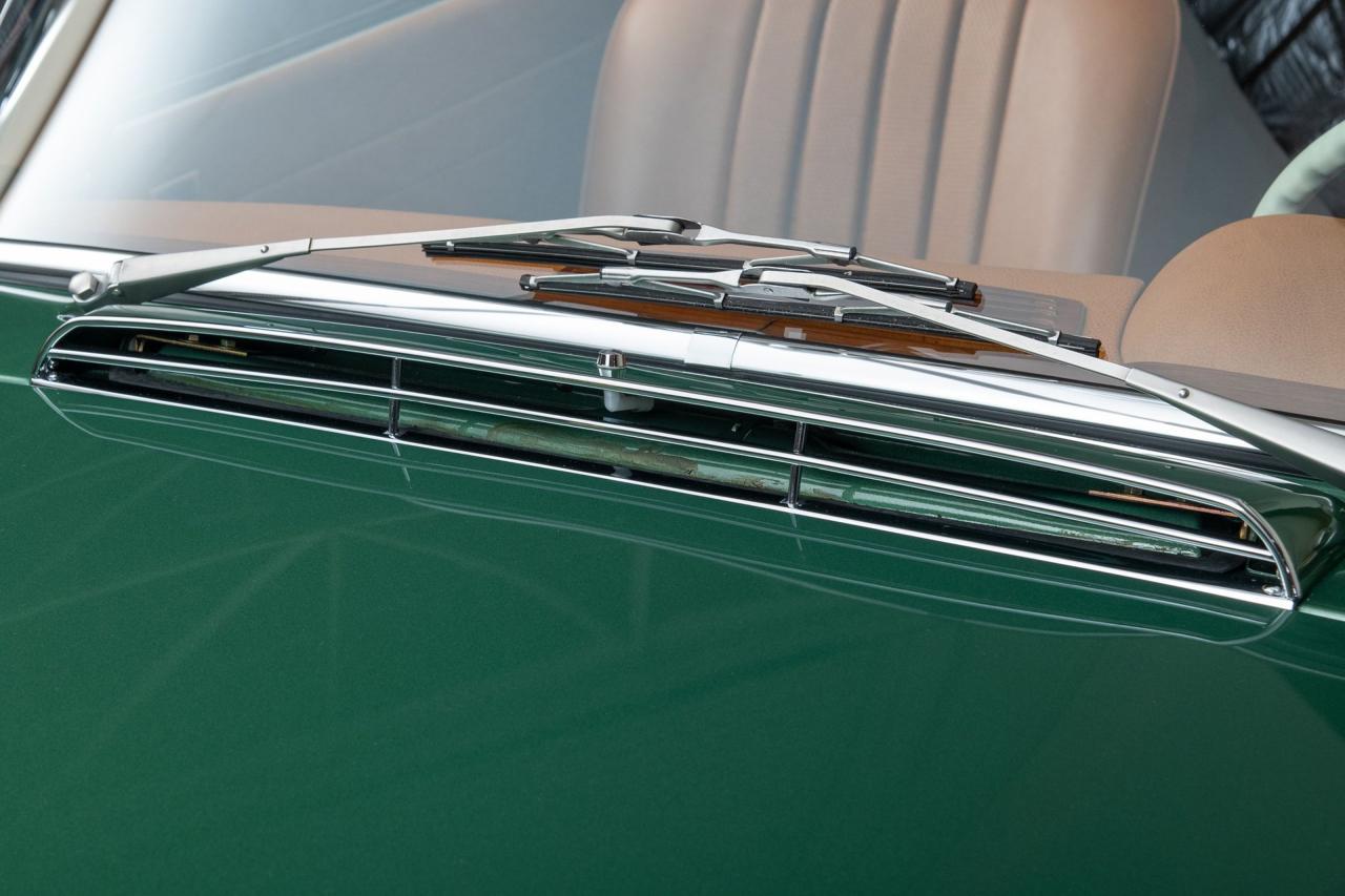 1970 Mercedes - Benz 280SL