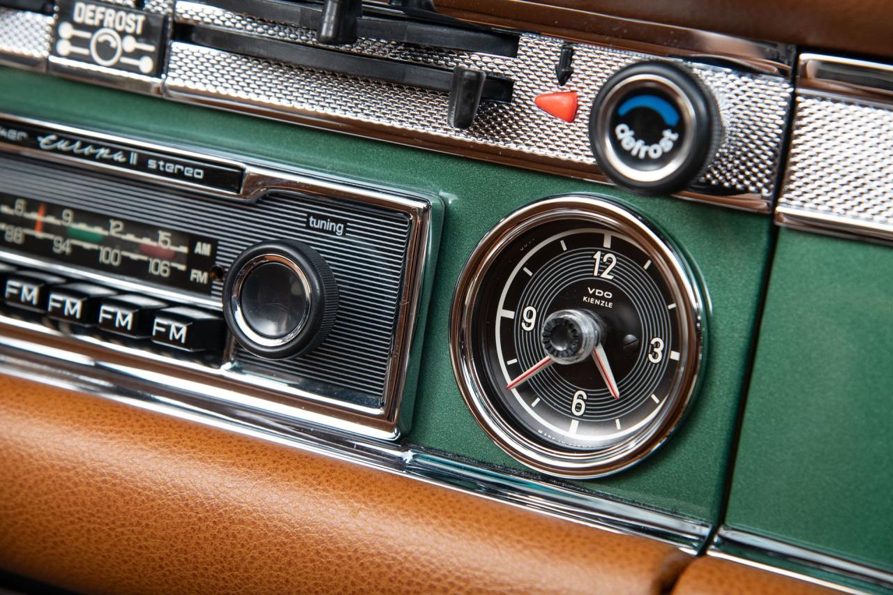 1970 Mercedes - Benz 280SL