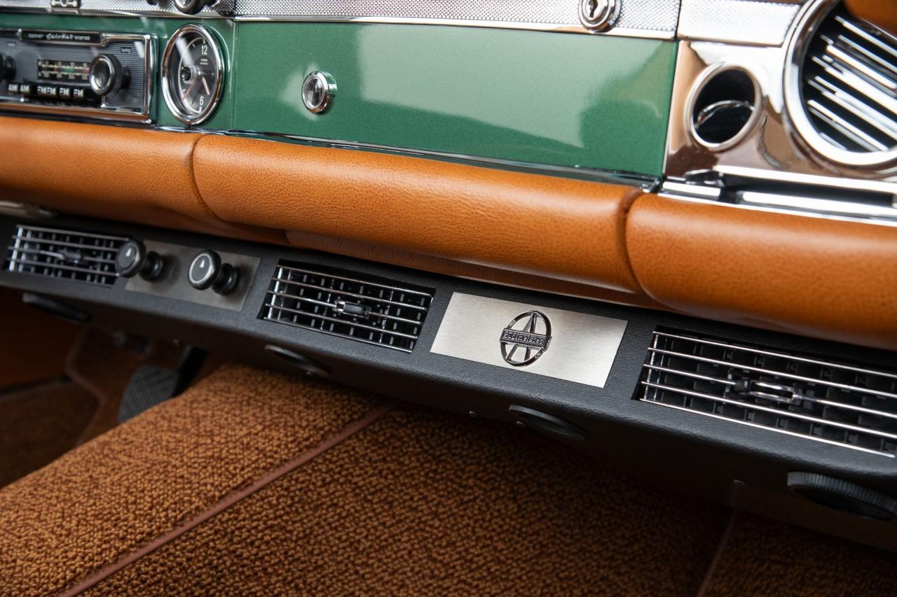 1970 Mercedes - Benz 280SL