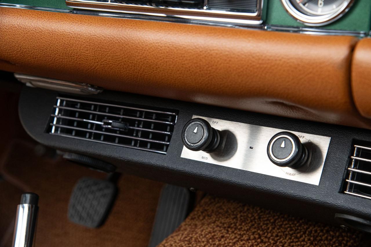 1970 Mercedes - Benz 280SL