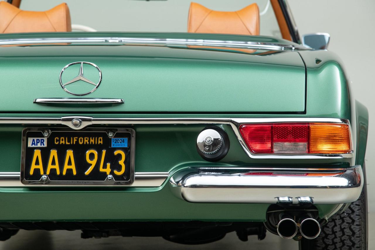 1970 Mercedes - Benz 280SL