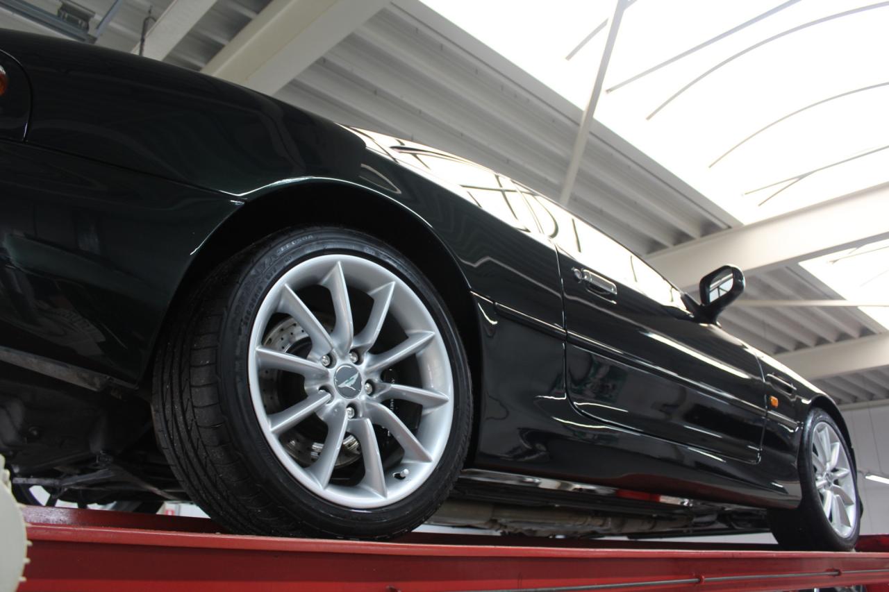 2001 Aston Martin DB7 Vantage &ldquo;Pentland Green&rdquo;