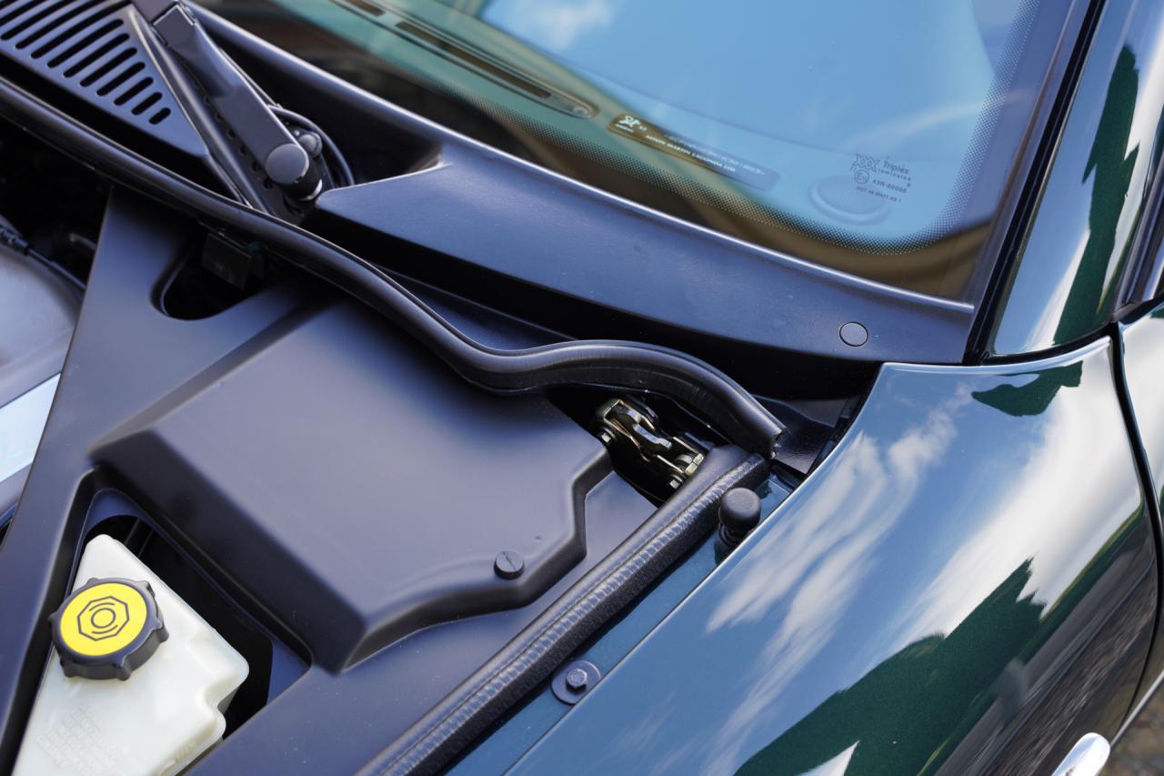 2001 Aston Martin DB7 Vantage &ldquo;Pentland Green&rdquo;