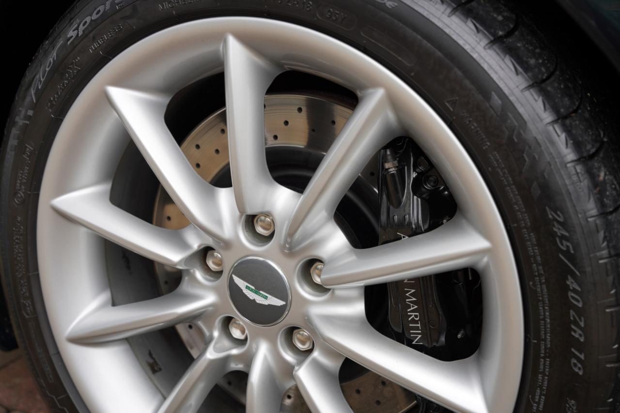 2001 Aston Martin DB7 Vantage &ldquo;Pentland Green&rdquo;