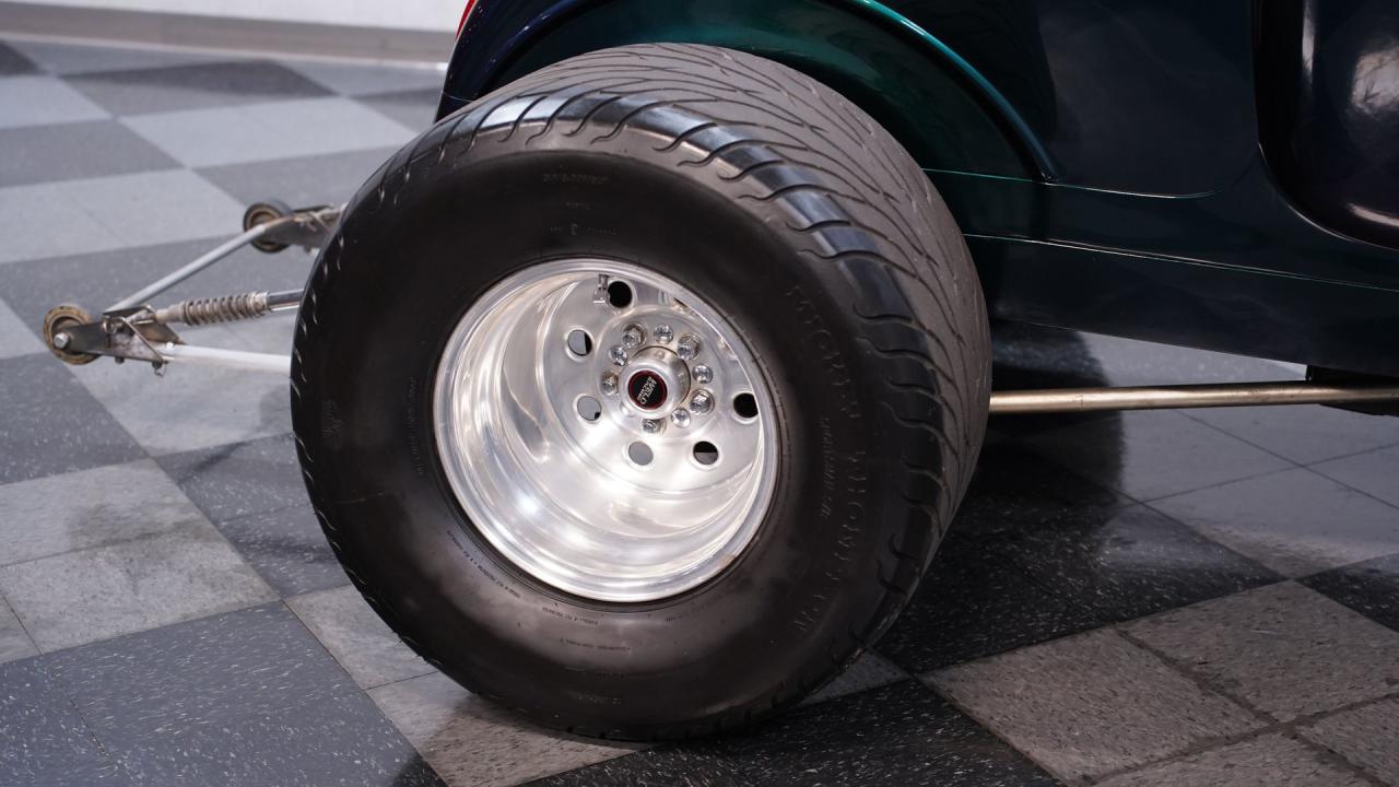 1927 Ford Model T Dove Tail Roadster
