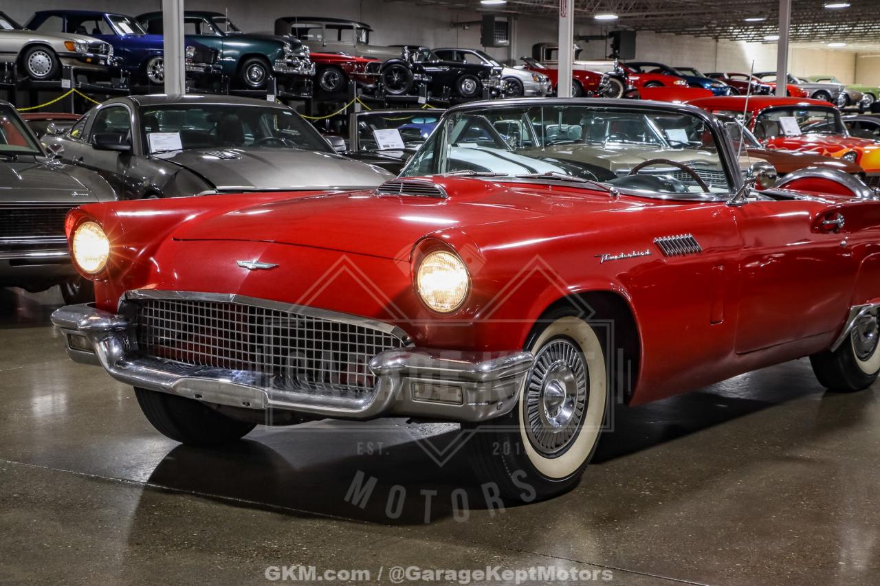 1957 Ford Thunderbird