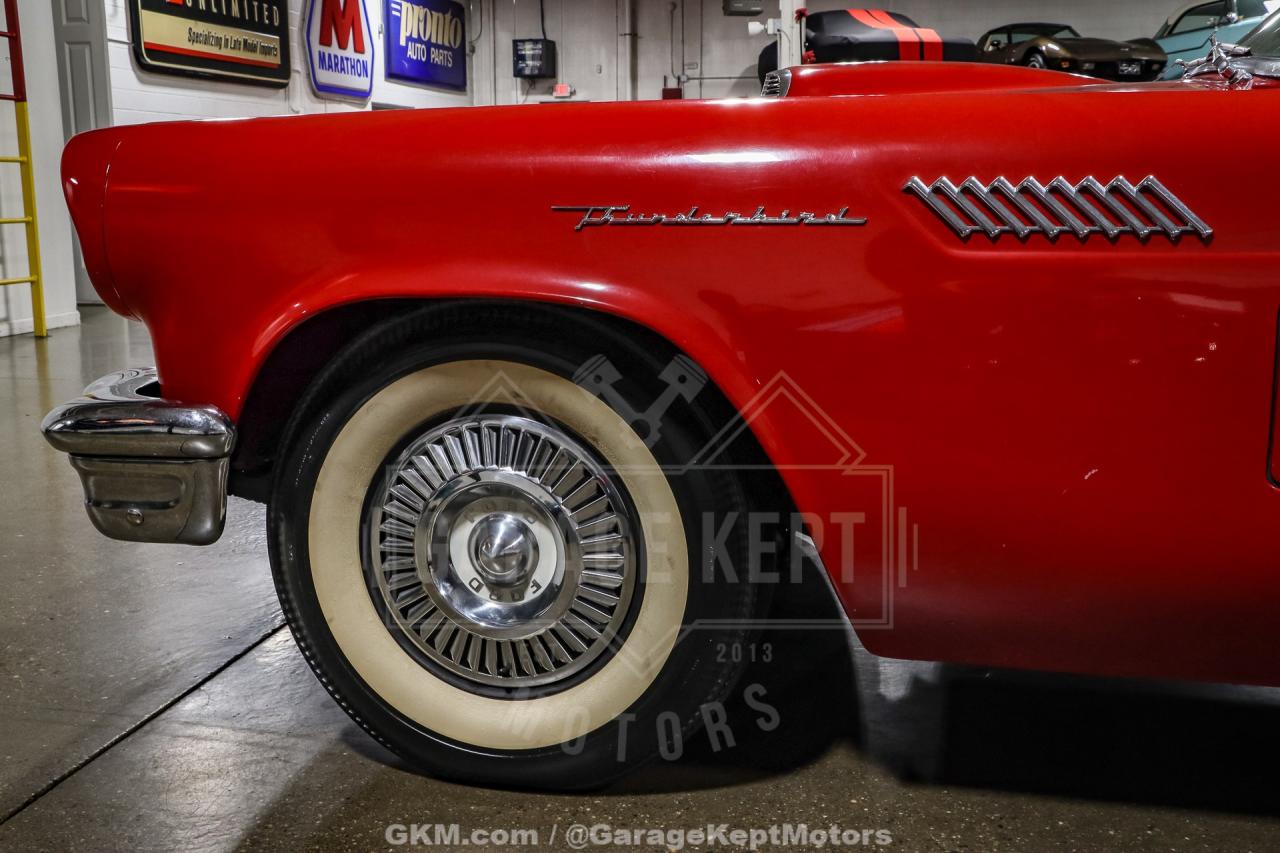 1957 Ford Thunderbird