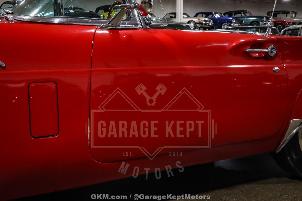 1957 Ford Thunderbird