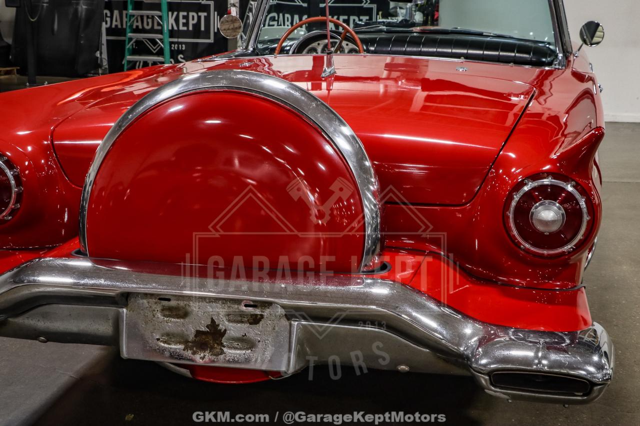 1957 Ford Thunderbird