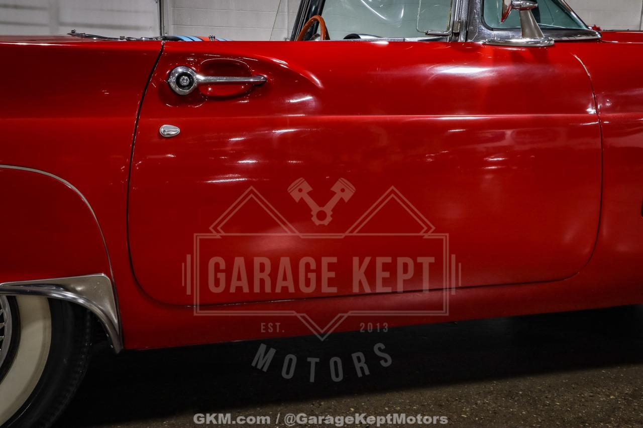 1957 Ford Thunderbird