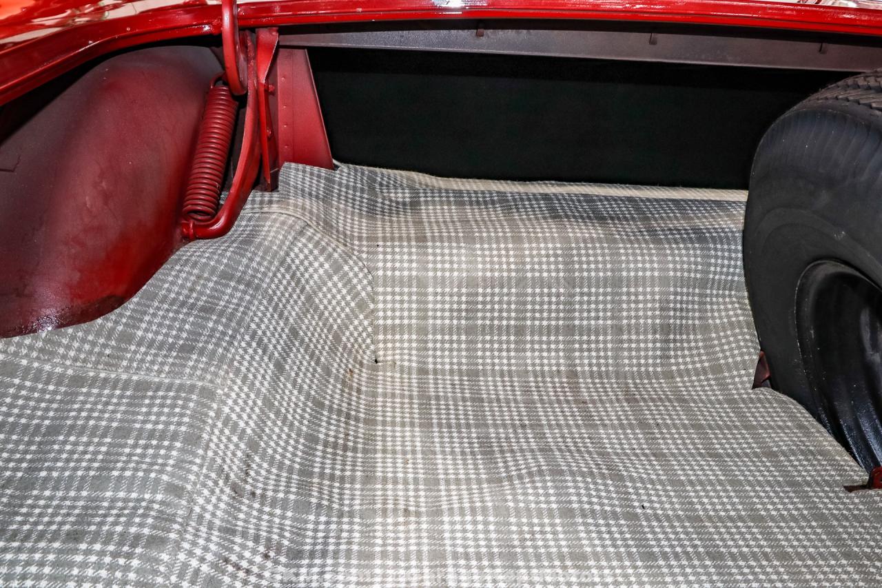 1957 Ford Thunderbird