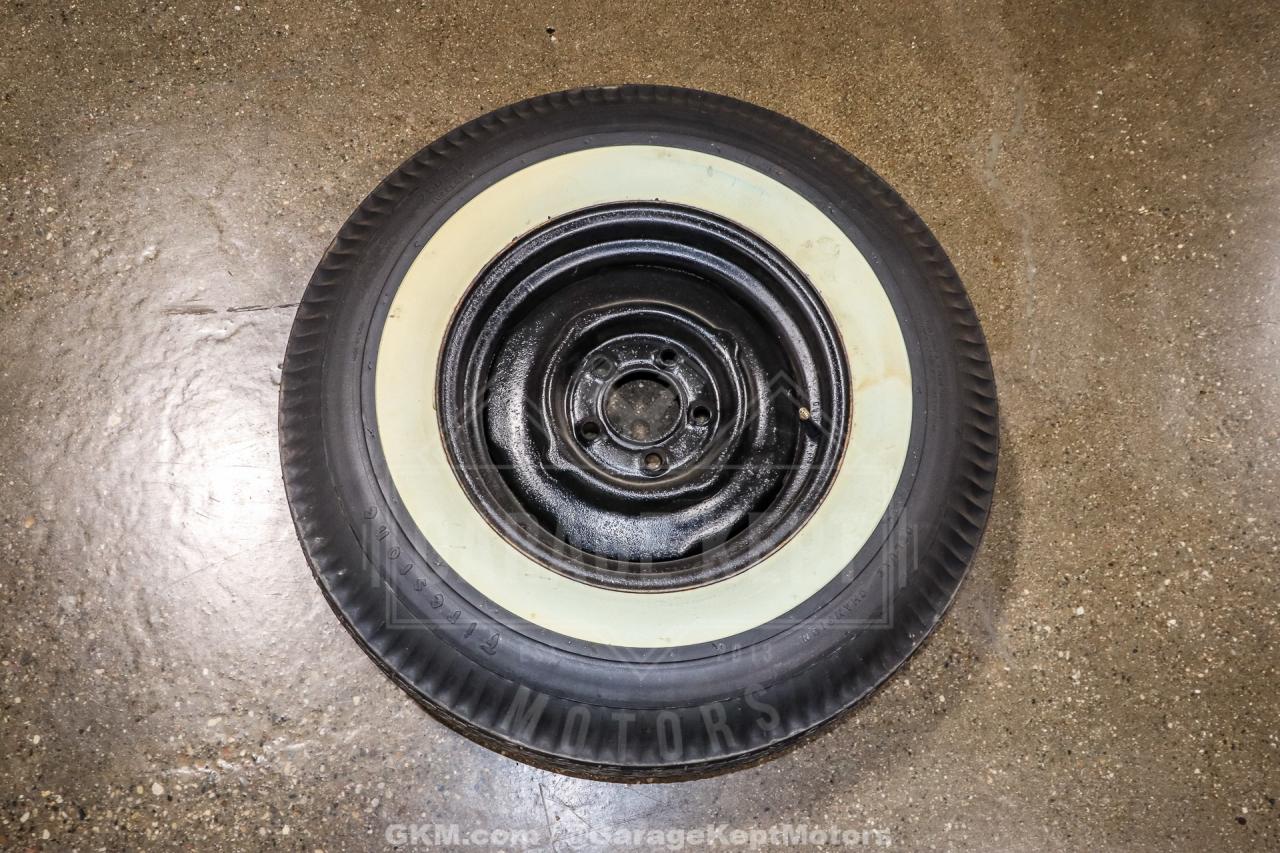 1957 Ford Thunderbird