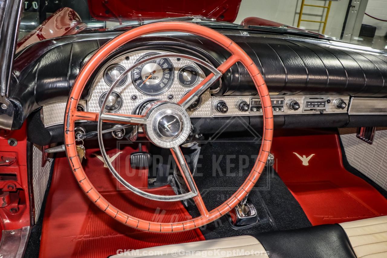 1957 Ford Thunderbird