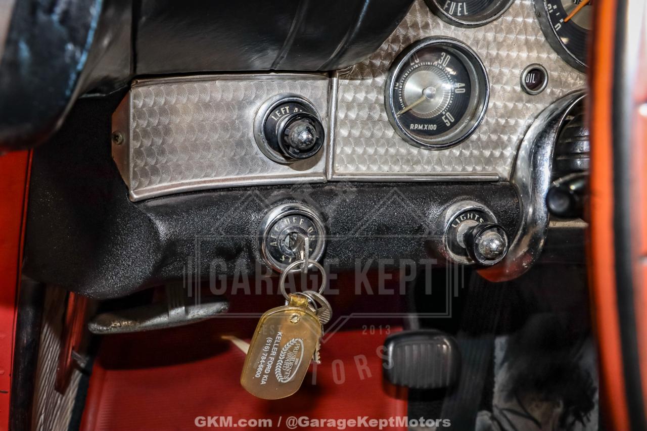 1957 Ford Thunderbird