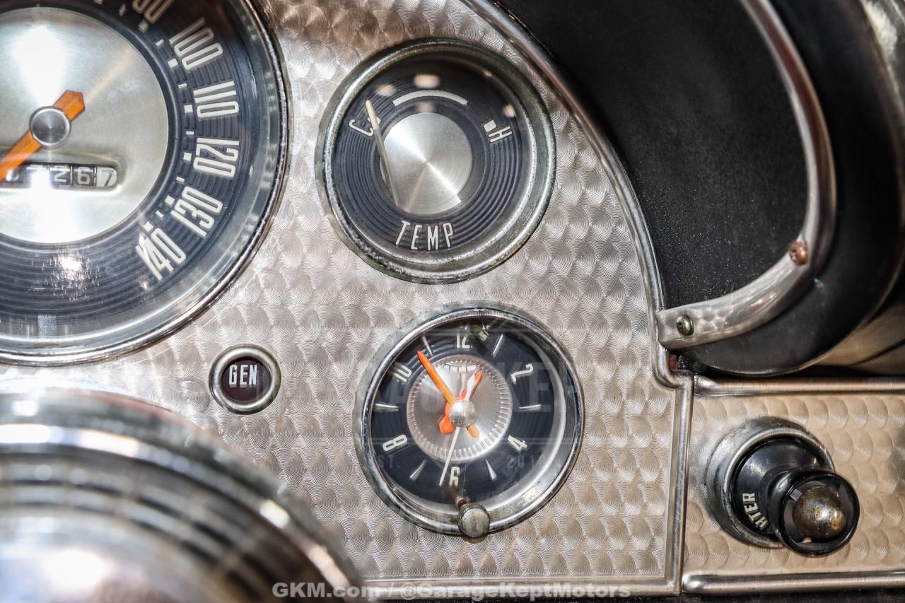 1957 Ford Thunderbird