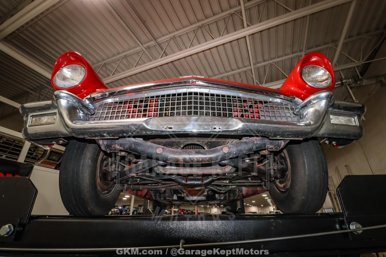 1957 Ford Thunderbird