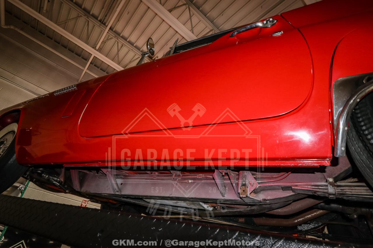 1957 Ford Thunderbird