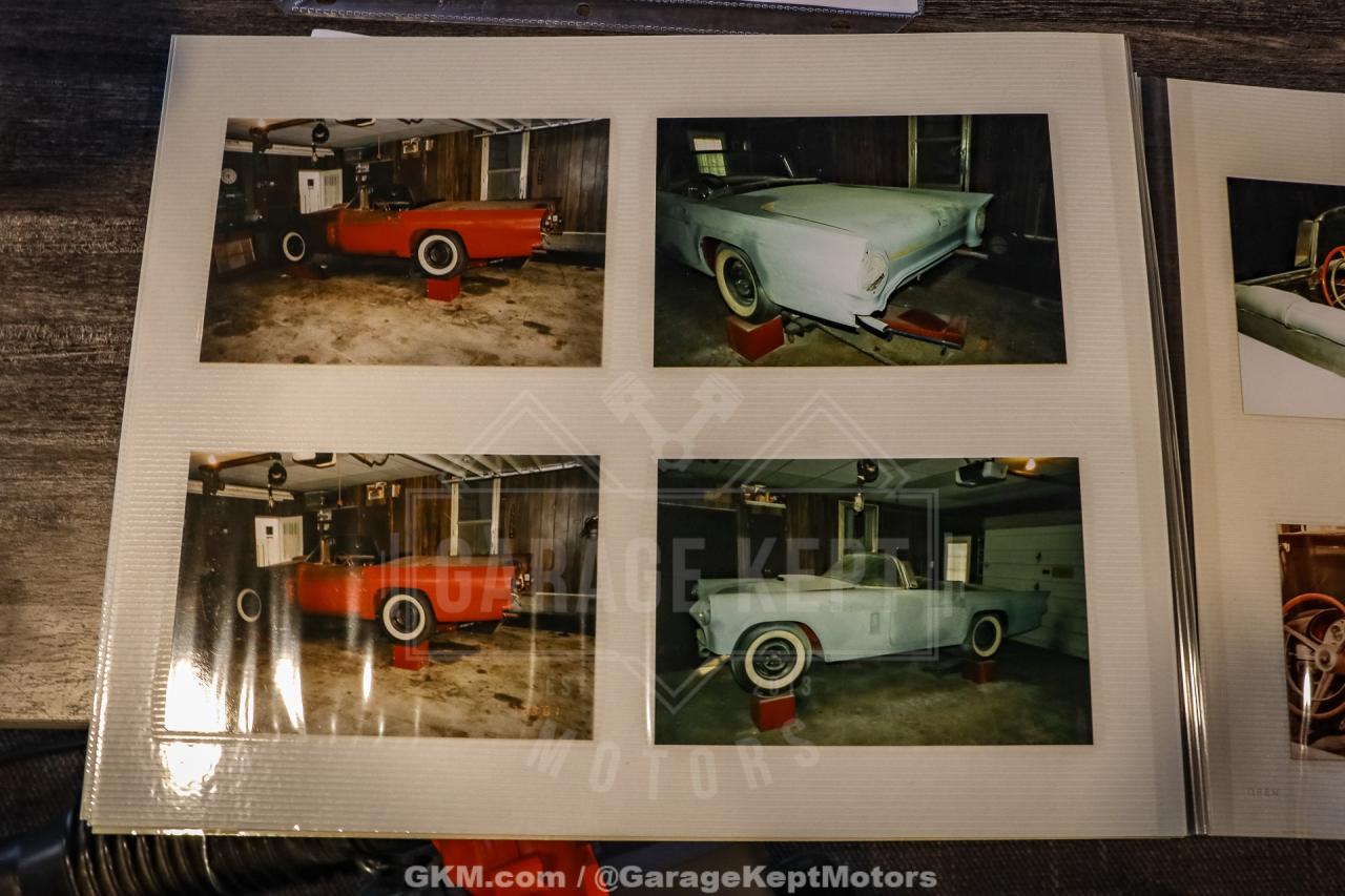 1957 Ford Thunderbird