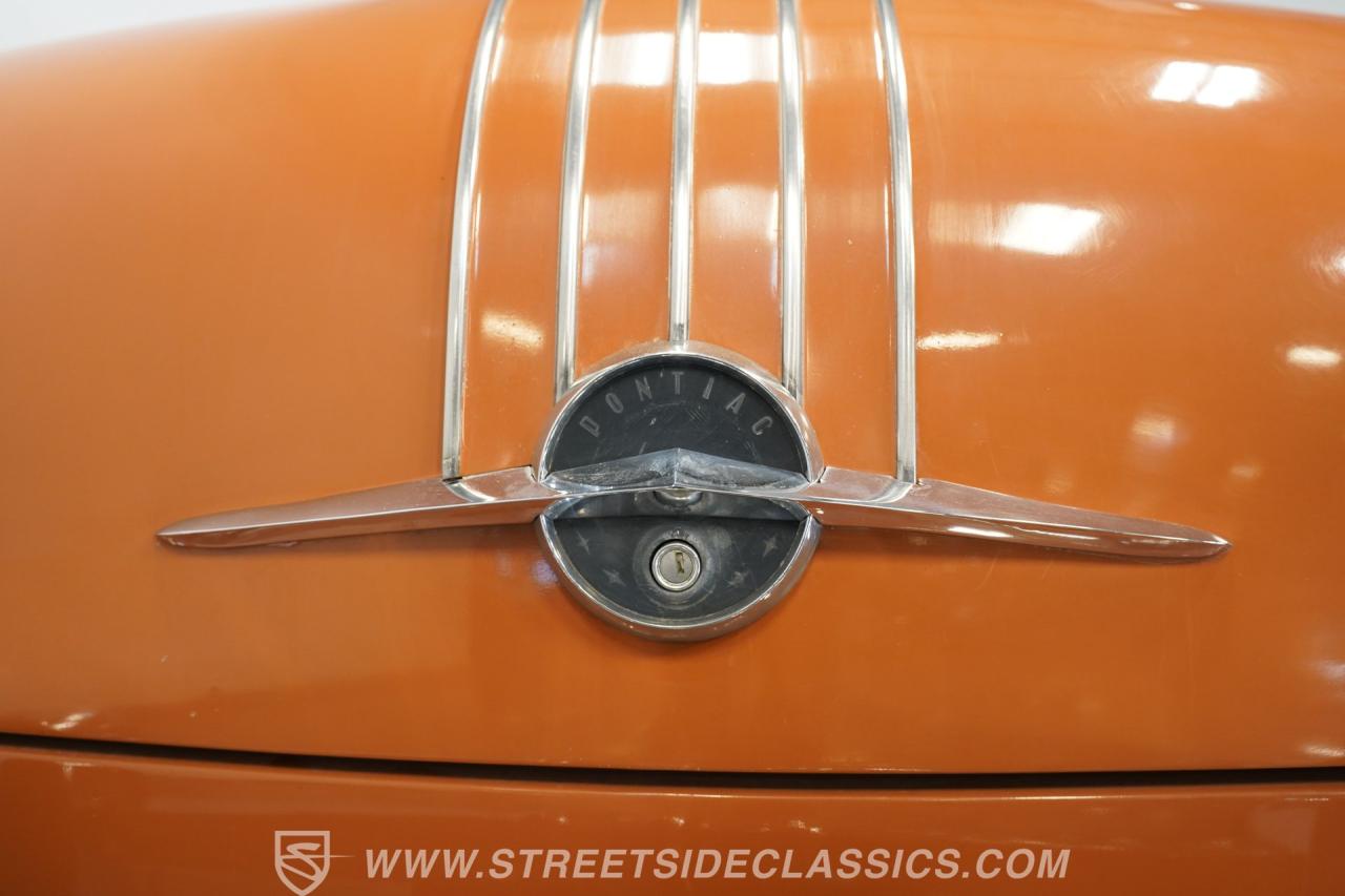 1954 Pontiac 8