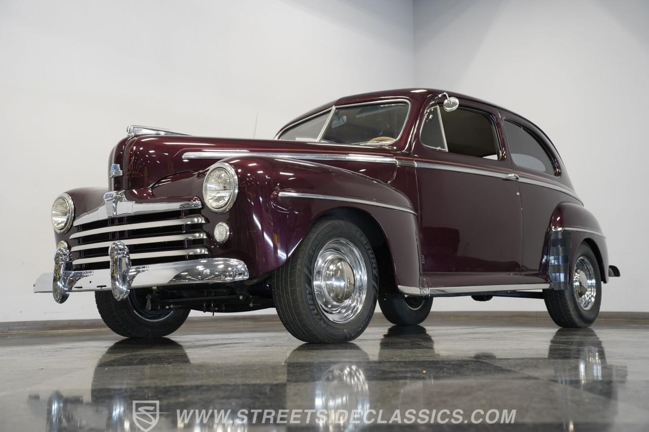 1947 Ford Deluxe