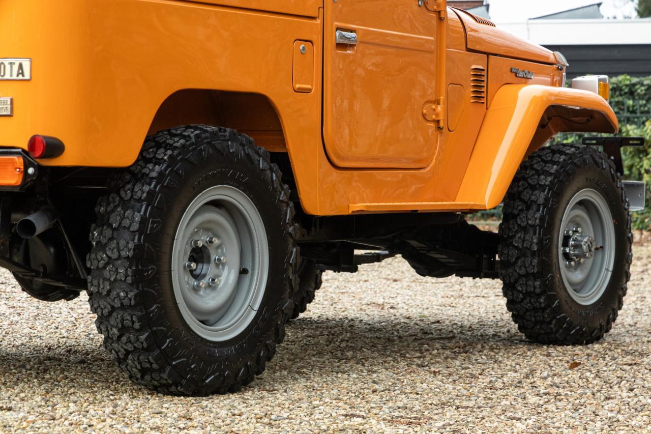 1980 Toyota Land Cruiser FJ40 Hardtop &ldquo;Pollux Orange&rdquo;