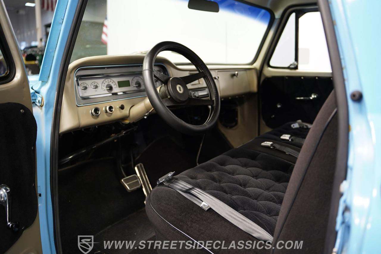 1965 GMC C10 Stepside