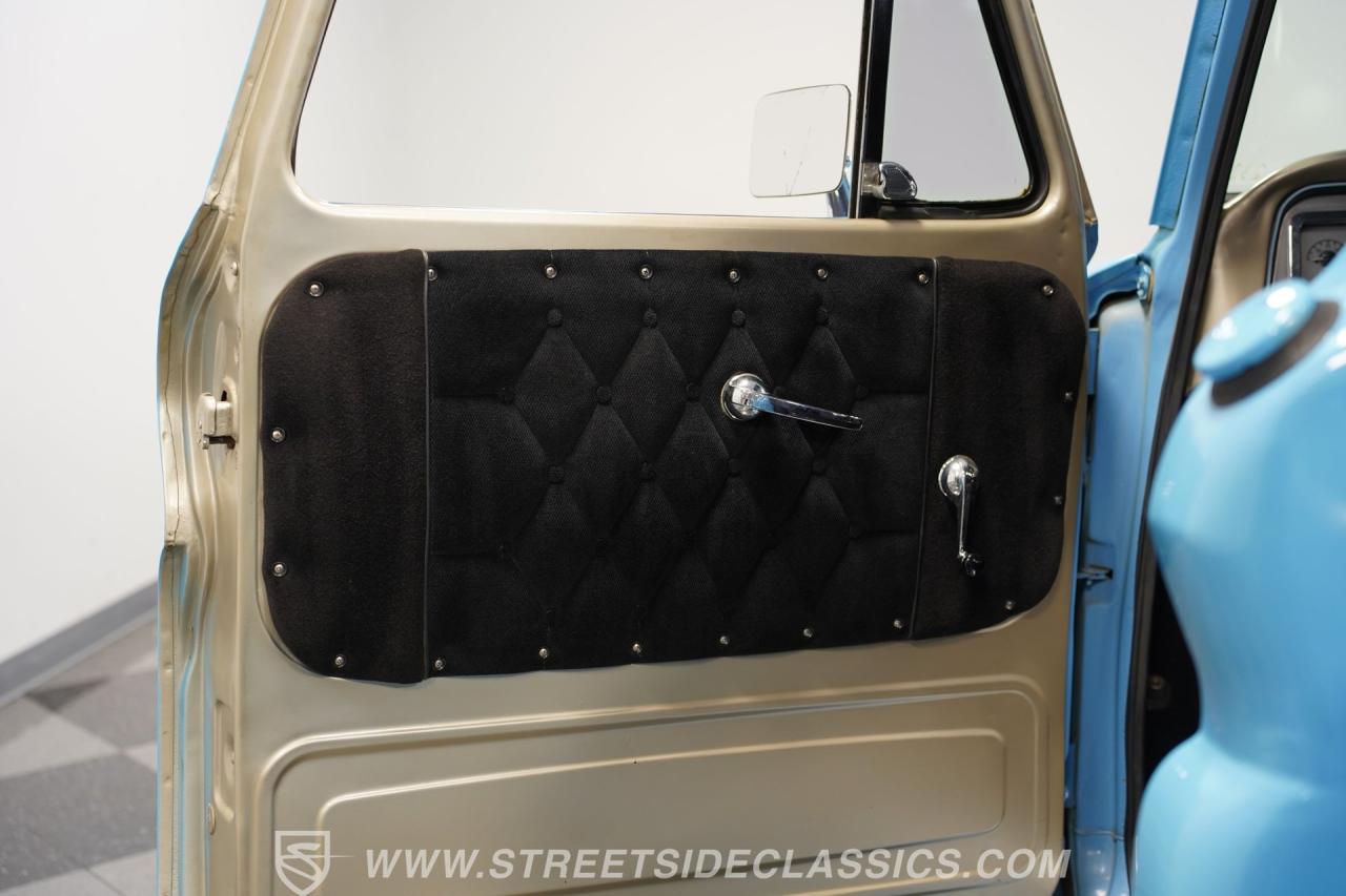 1965 GMC C10 Stepside