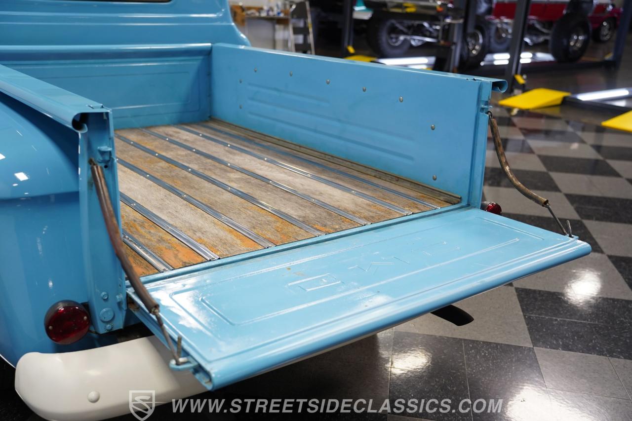 1965 GMC C10 Stepside