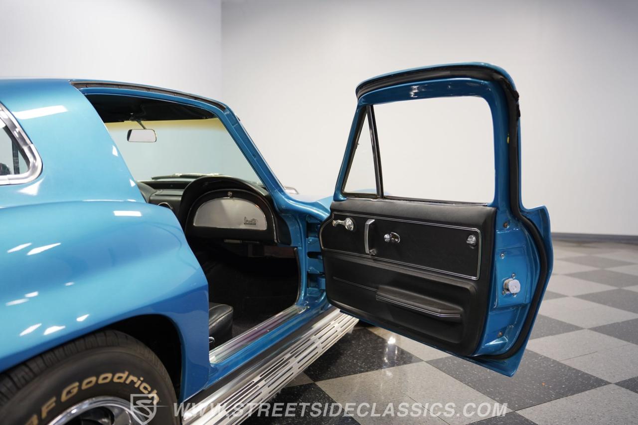 1966 Chevrolet Corvette Sting Ray