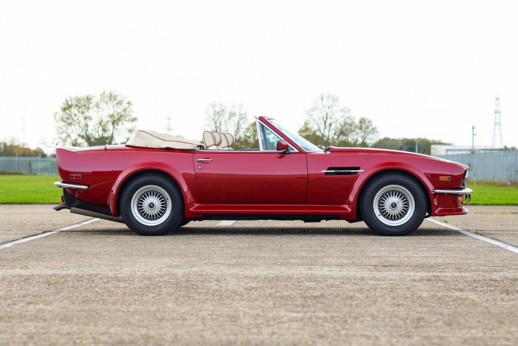 1989 Aston Martin V8