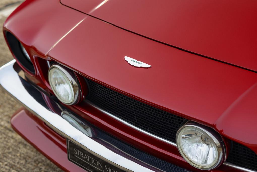1989 Aston Martin V8