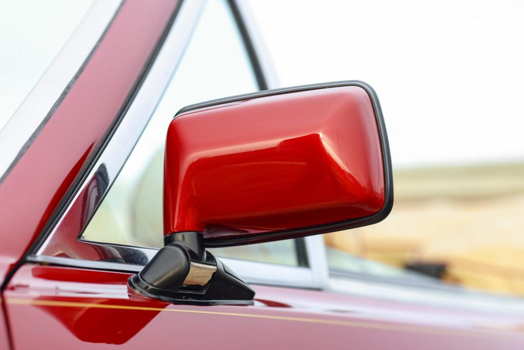 1989 Aston Martin V8