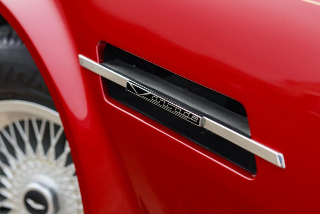 1989 Aston Martin V8