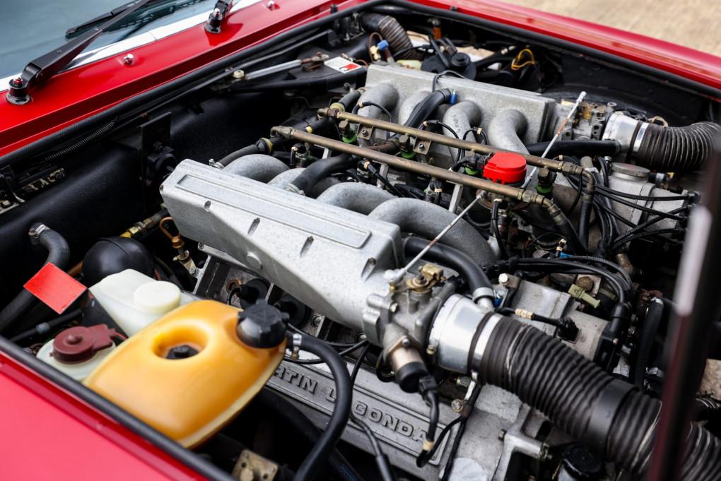 1989 Aston Martin V8