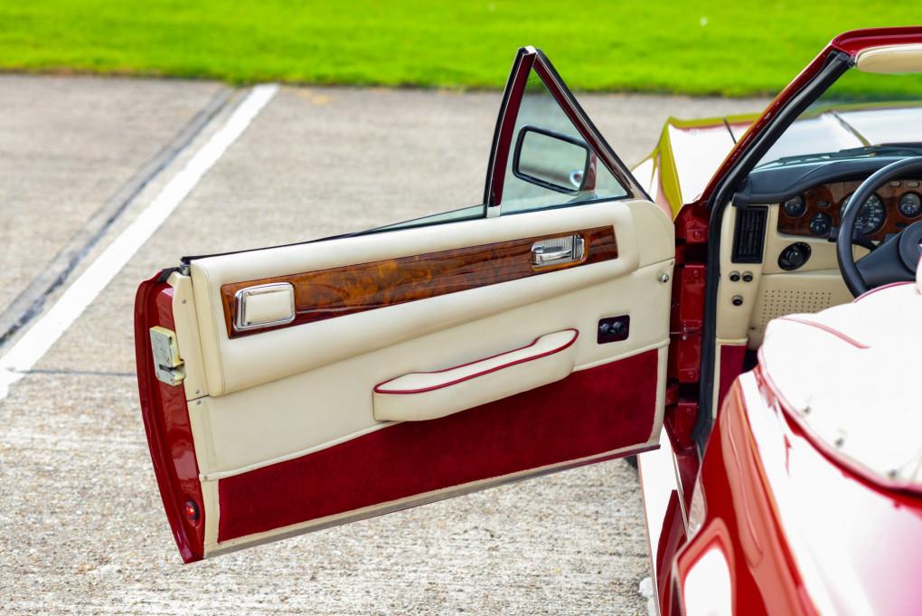 1989 Aston Martin V8