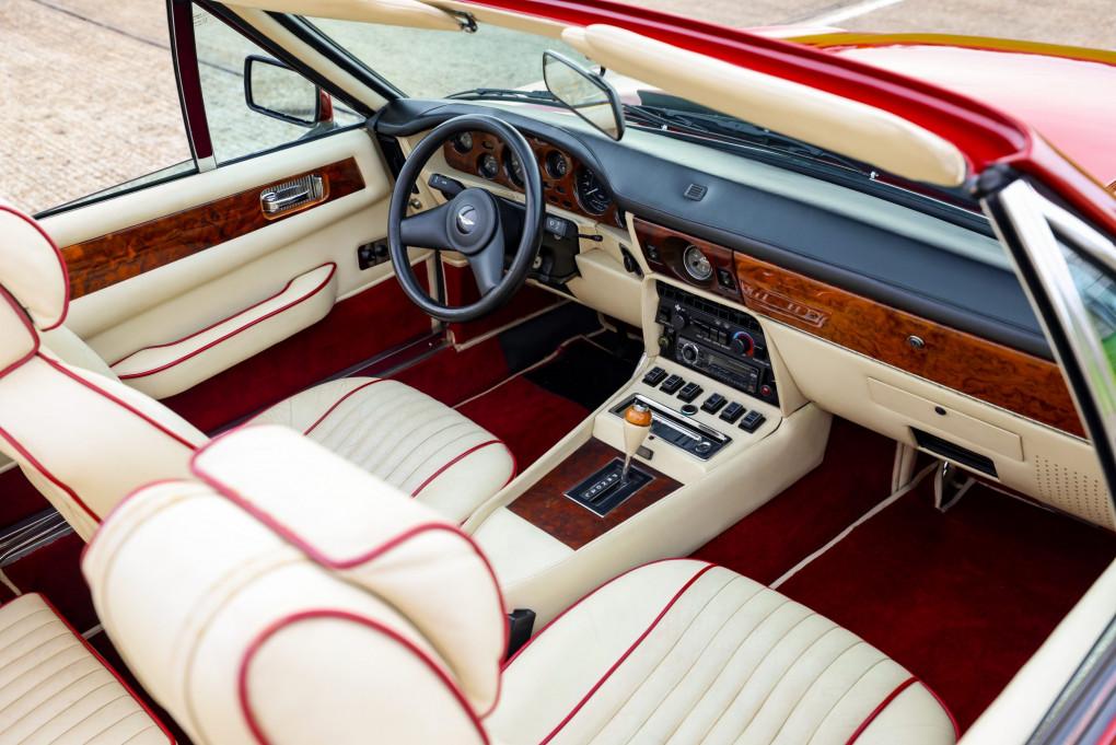 1989 Aston Martin V8