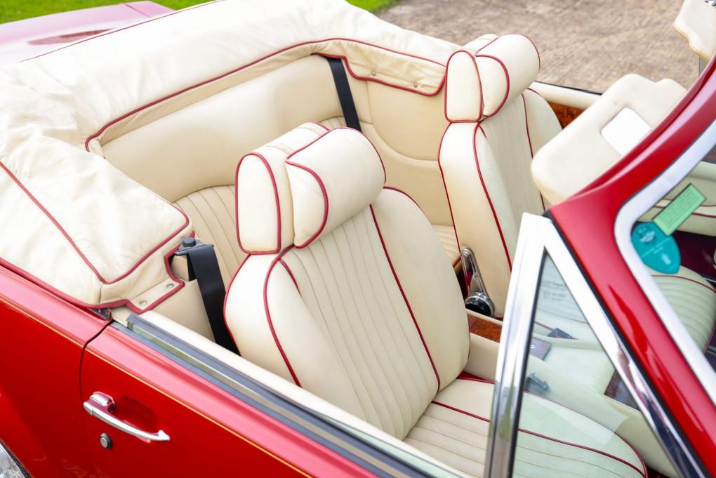 1989 Aston Martin V8