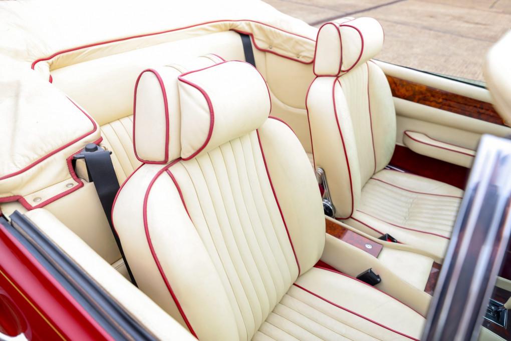 1989 Aston Martin V8