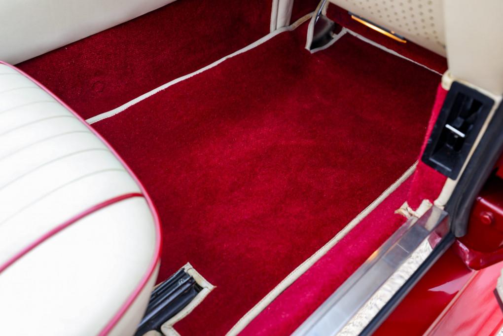 1989 Aston Martin V8