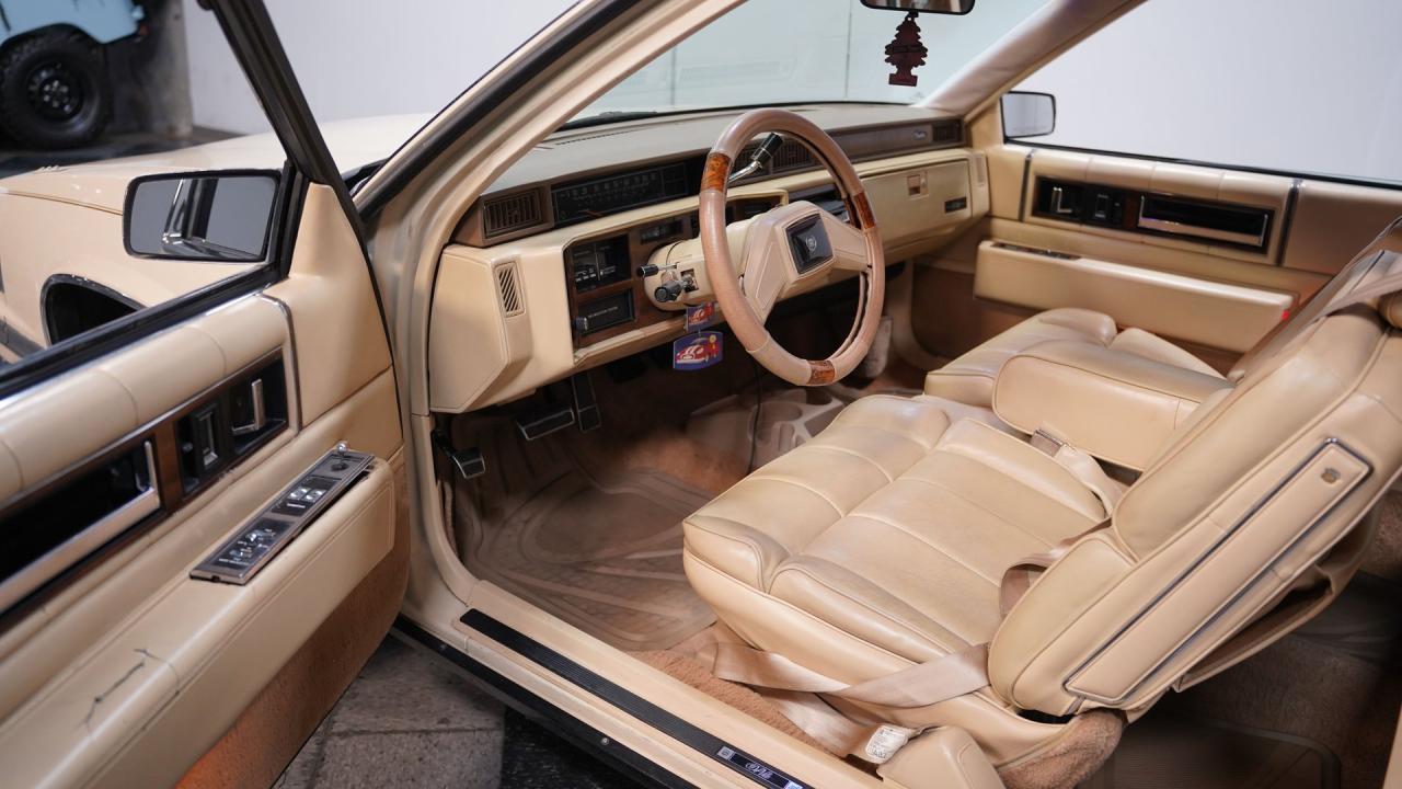 1987 Cadillac Coupe DeVille