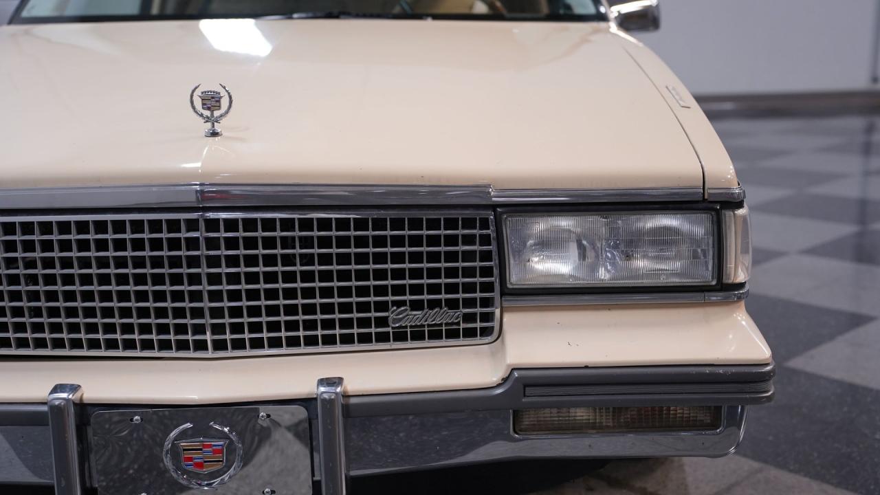 1987 Cadillac Coupe DeVille