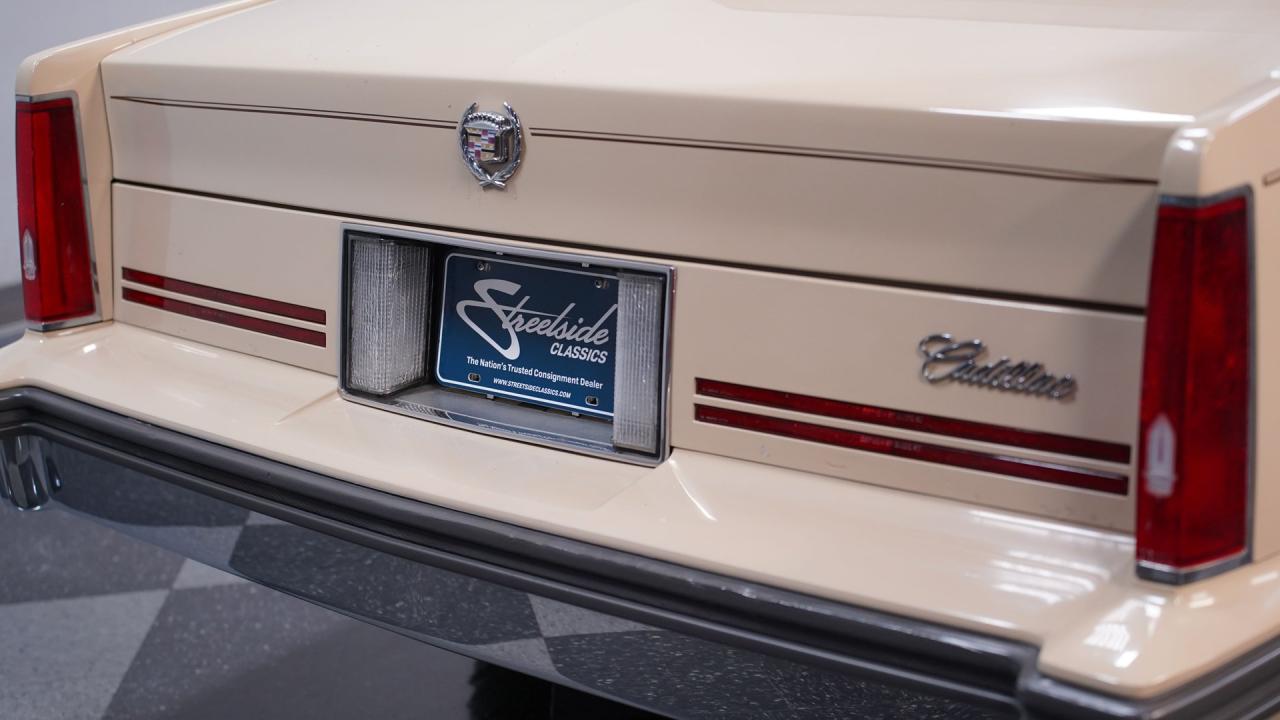 1987 Cadillac Coupe DeVille