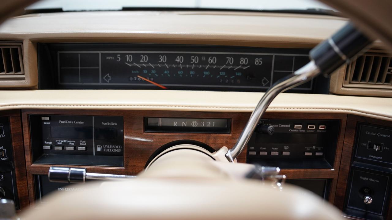1987 Cadillac Coupe DeVille