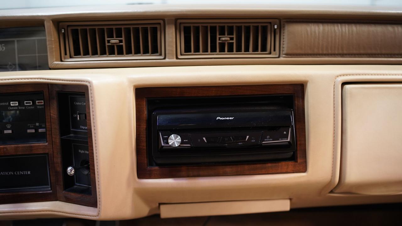 1987 Cadillac Coupe DeVille