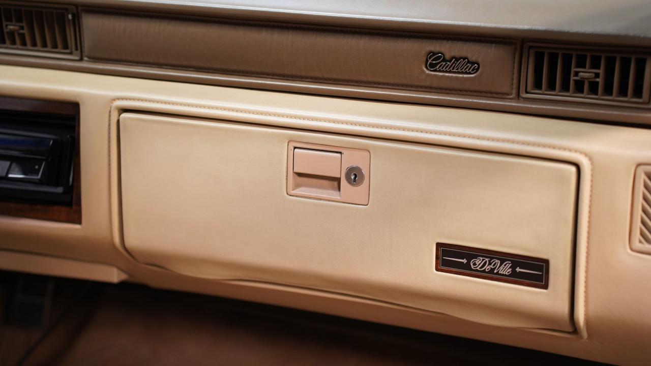 1987 Cadillac Coupe DeVille