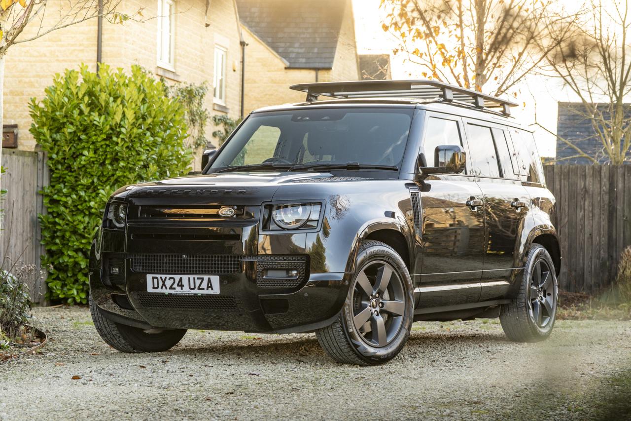 2024 Land Rover Defender 110 X-Dynamic SE PHEV