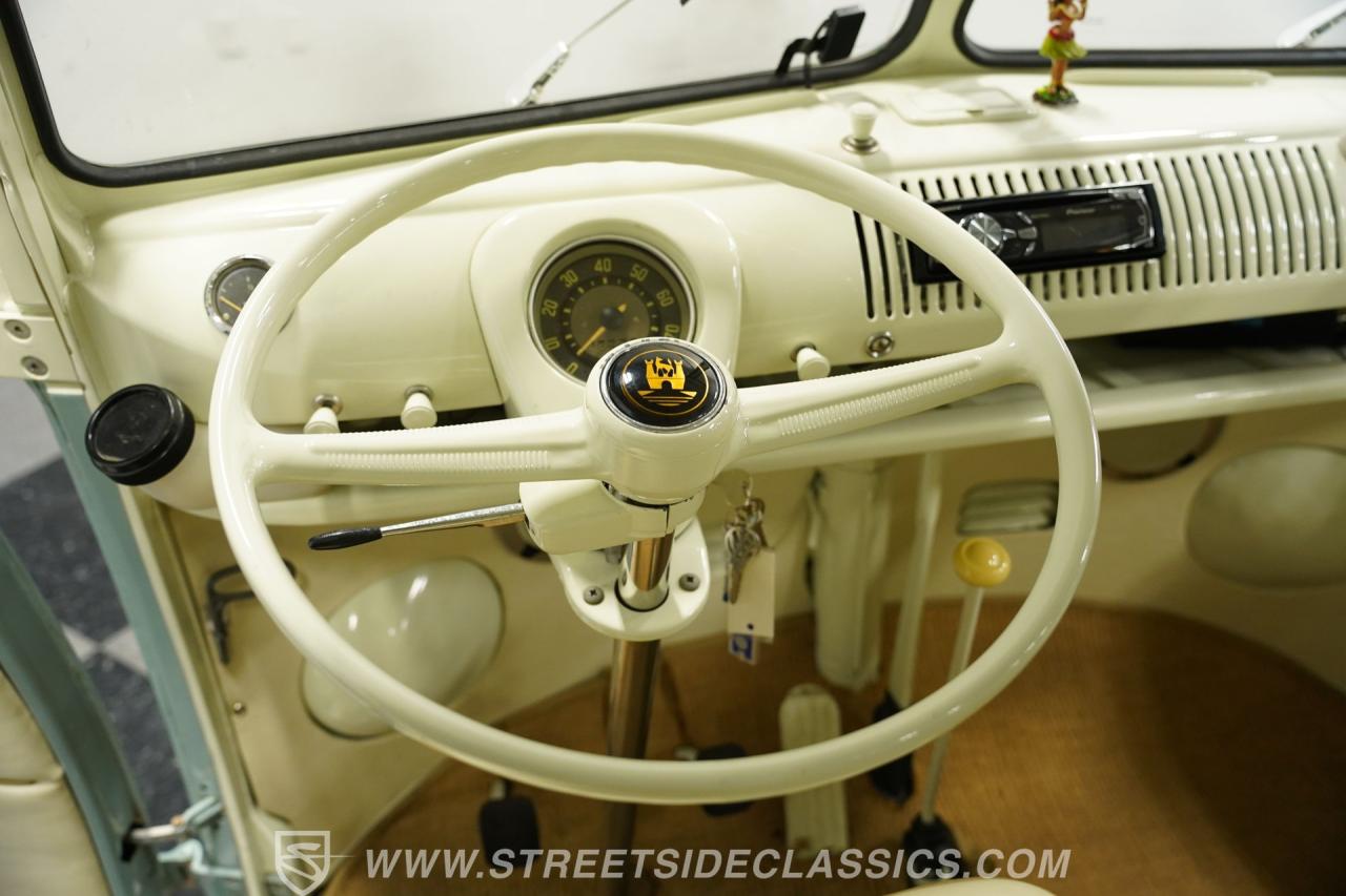 1966 Volkswagen Type 2 Weekender