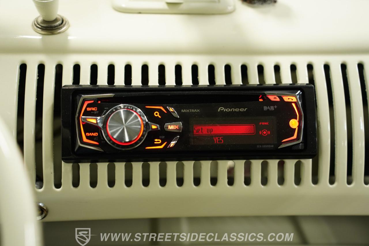 1966 Volkswagen Type 2 Weekender