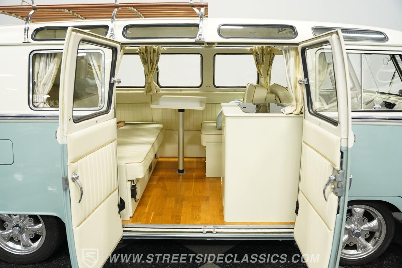 1966 Volkswagen Type 2 Weekender