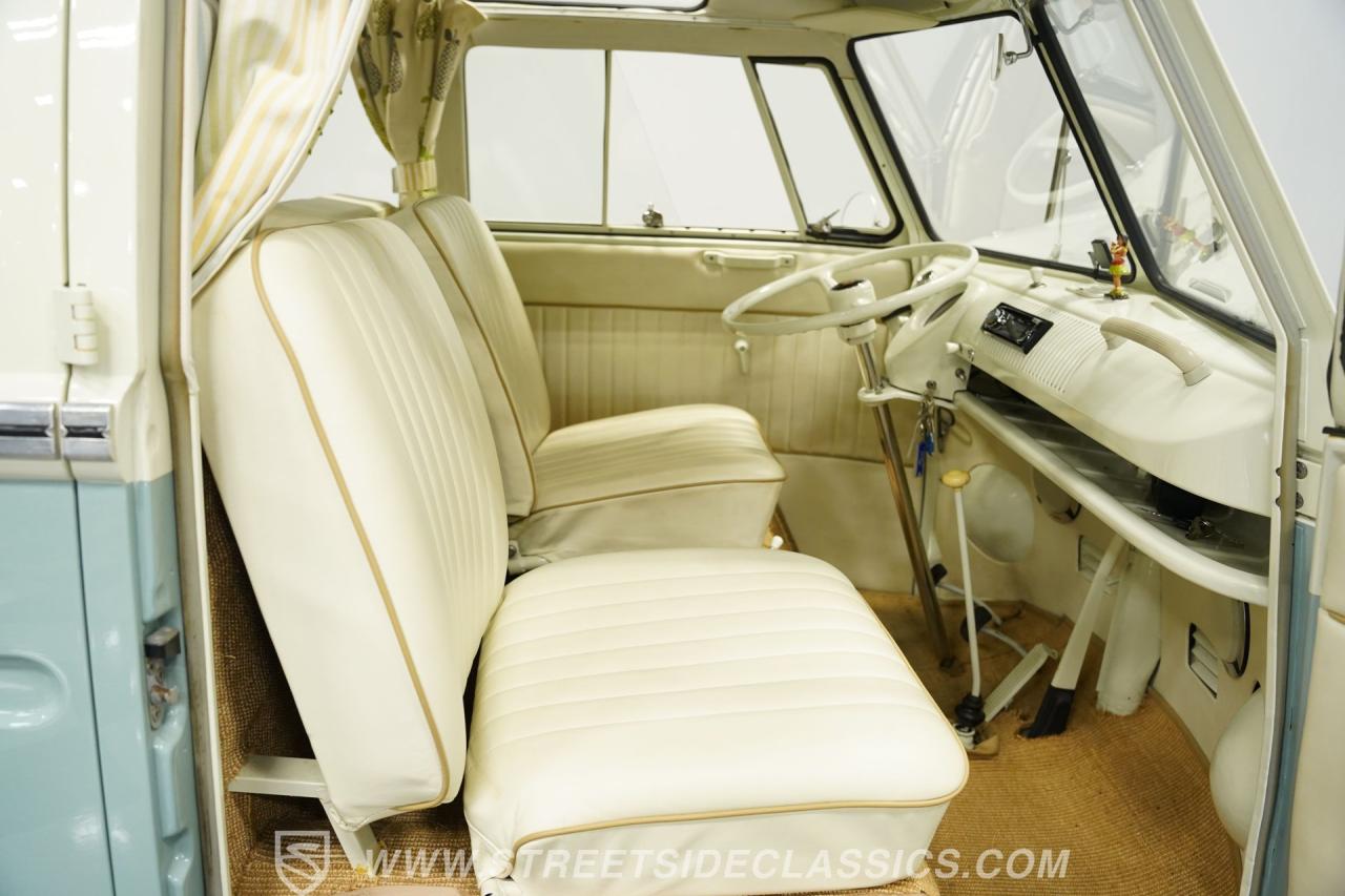 1966 Volkswagen Type 2 Weekender